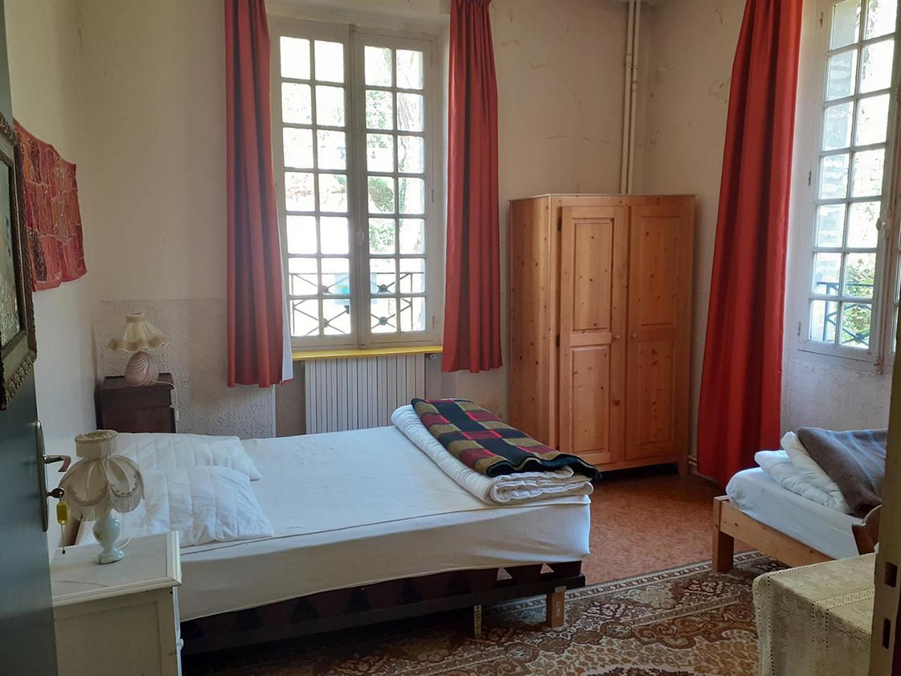 Le Moulin De Saleth Hotel Saint-Antonin Cameră foto