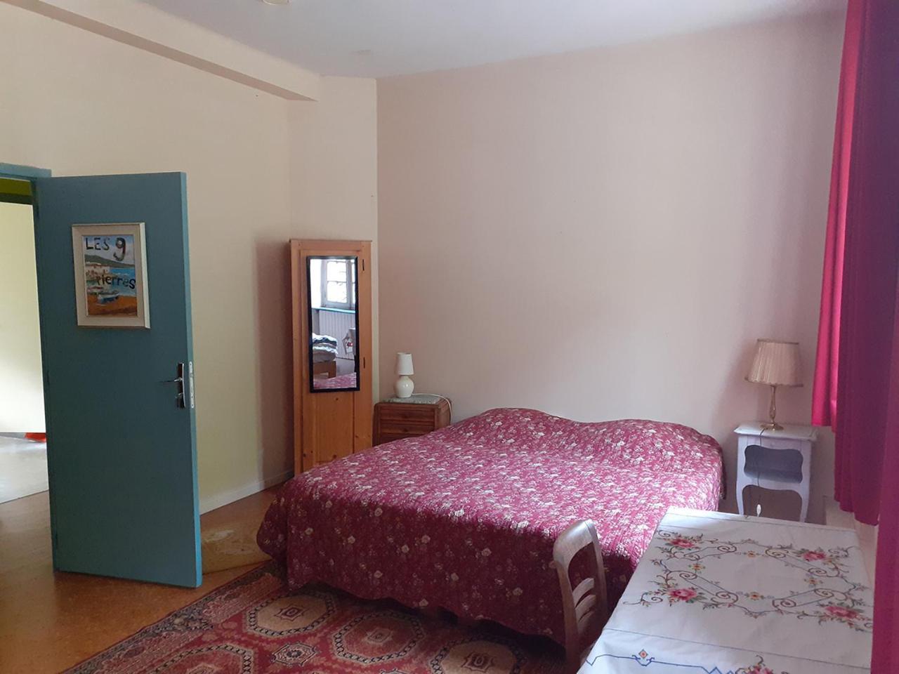 Le Moulin De Saleth Hotel Saint-Antonin Cameră foto